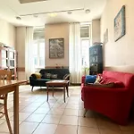 Very Central, 3 Min To Metro